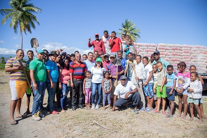 CAC contribuye con la construcción de cancha en Hato Viejo