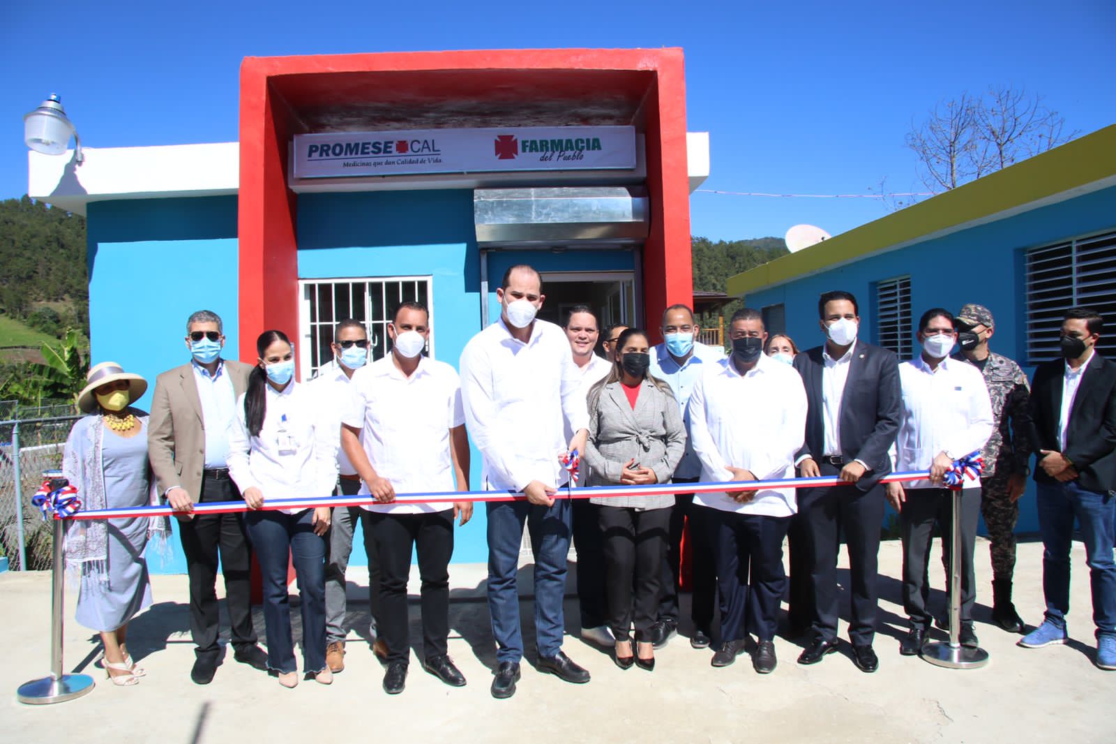 Inauguran Farmacia del Pueblo que beneficiará 800 familias en Manabao
