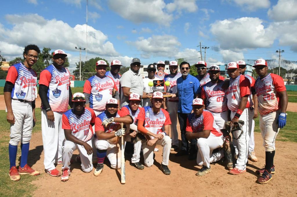 Reales de Cabirma campeones división junior de equipos en softbol Asoprosado